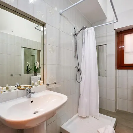 Anastasio Ii Apartment Rome