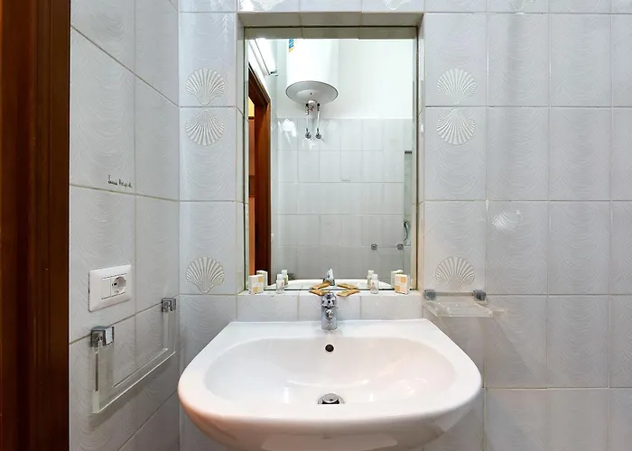 Anastasio Ii * ローマ